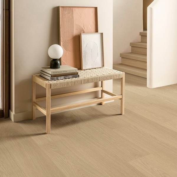 Beige varnished oak