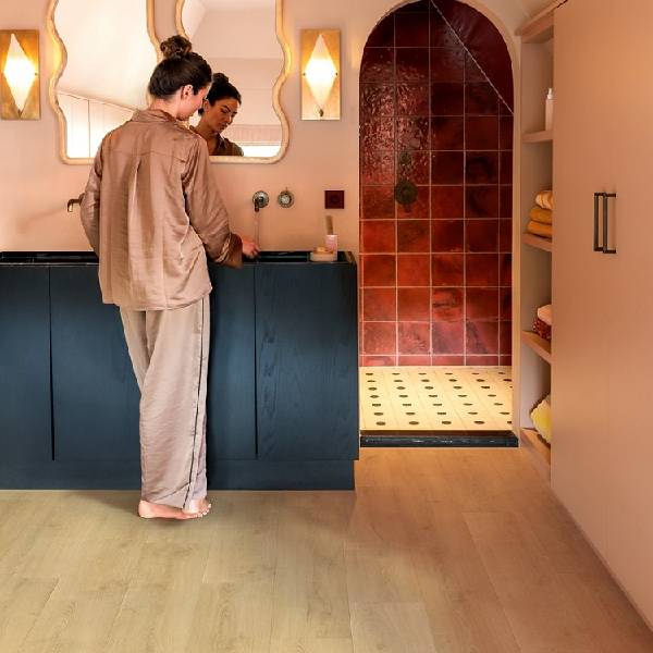 Brushed oak natural